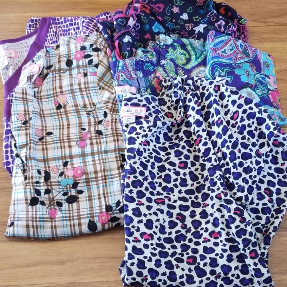 KOI Scrub Top Size X -Small